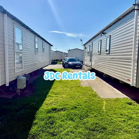 Golden Sands & Winkups Kinmel Bay Exterior photo