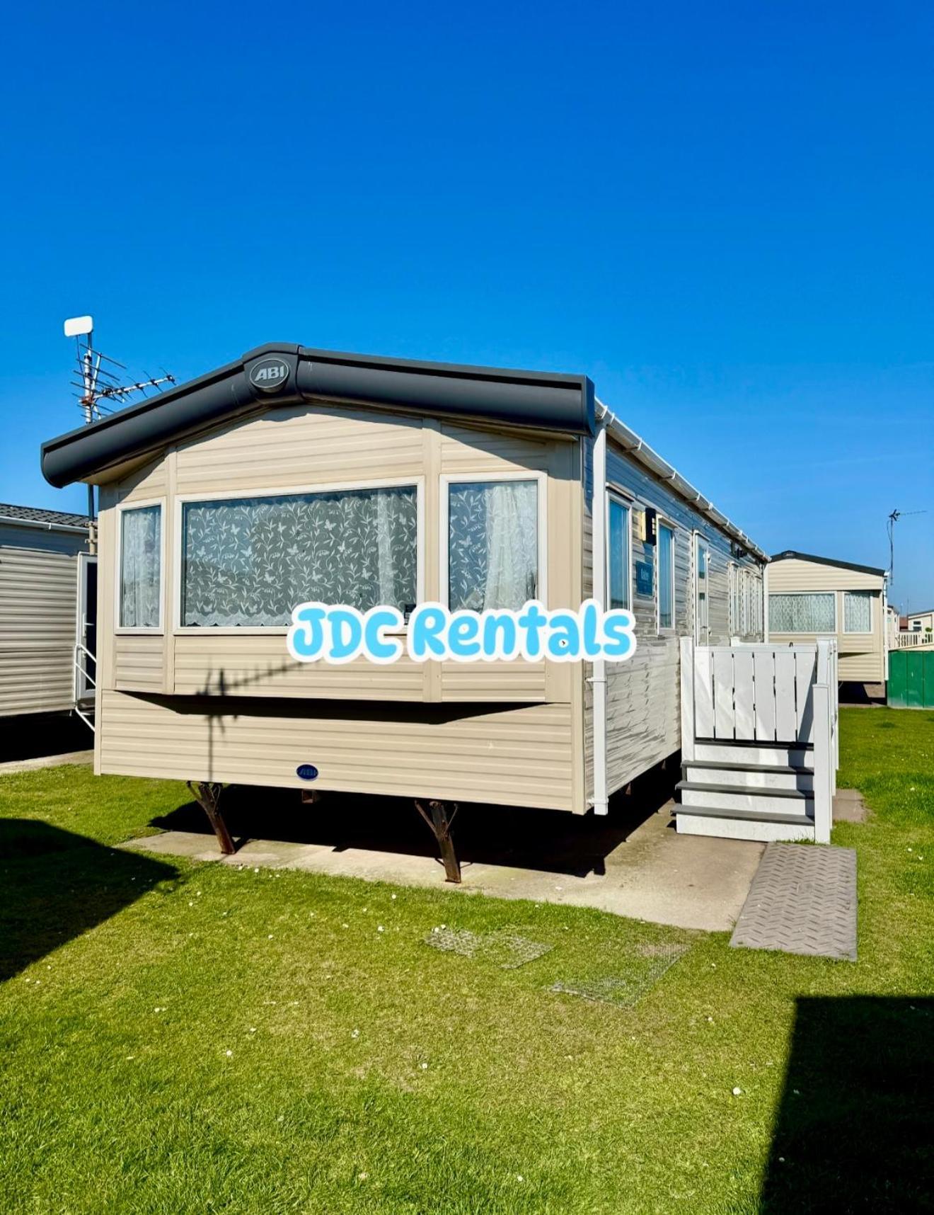 Golden Sands & Winkups * Kinmel Bay